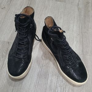 Banana Republic Seakers